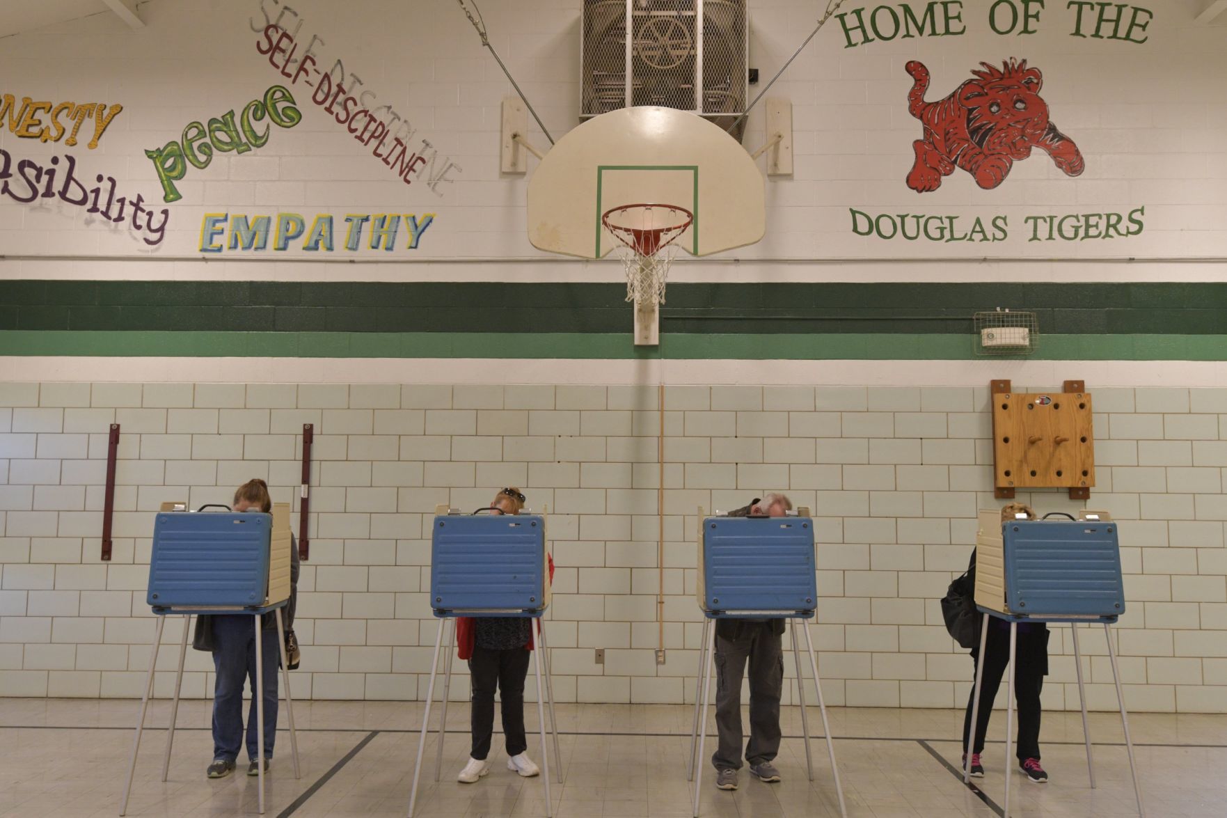 Midterm election voting in Belleville area